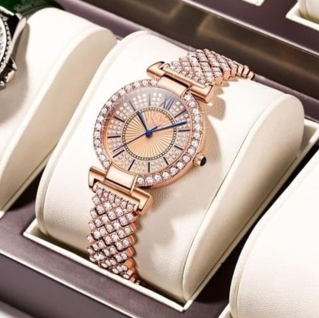 New women's round Dial watch